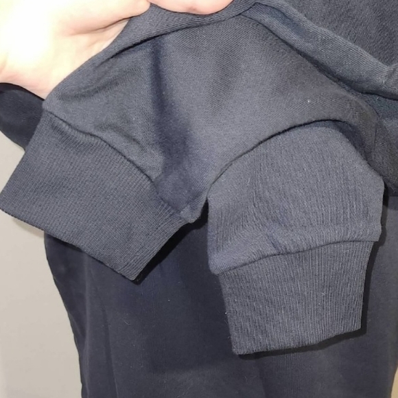 NEW Under Armour Loose Hoodie - Picture 4 of 6